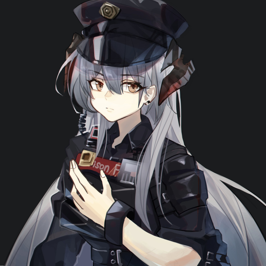 1girl absurdres arknights black_background black_shirt chinese_commentary closed_mouth collarbone collared_shirt commentary_request dragon_horns eyebrows_visible_through_hair grey_hair hand_up hat highres horns lan_zhu_gu long_hair military_hat official_alternate_costume open_collar plate_carrier police police_uniform red_eyes saria_(arknights) saria_(iron_law)_(arknights) shirt sideways_glance simple_background sleeves_rolled_up solo tactical_clothes uniform upper_body walkie-talkie wrist_cuffs