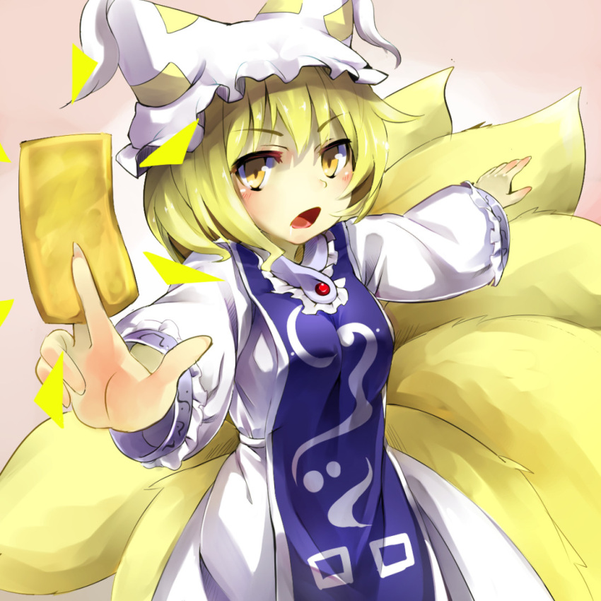 1girl animal_ears between_fingers blonde_hair blush breasts clip_studio_paint_(medium) cowboy_shot dress foreshortening fox_ears fox_tail hat large_breasts looking_at_viewer multilpe_tails pillow_hat pink_background piyodesu short_hair simple_background solo tabard tail touhou v-shaped_eyebrows white_dress yakumo_ran yellow_eyes