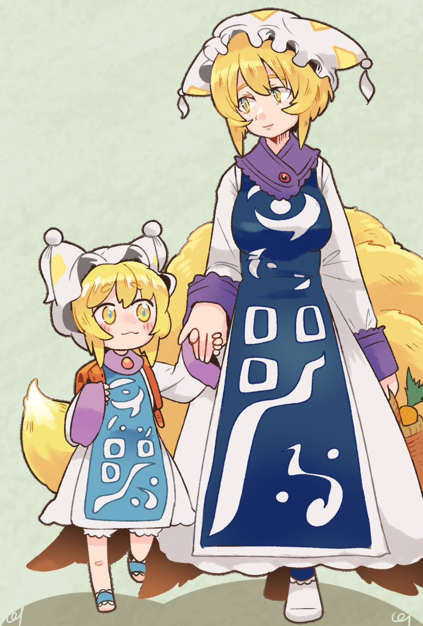 2girls :3 animal_ears backpack bag basket blonde_hair breasts dress flat_chest fox_ears fox_tail full_body grey_background hat highres holding holding_basket holding_hands large_breasts light_smile multiple_girls multiple_tails pillow_hat pmx randoseru short_hair simple_background tabard tail touhou white_dress yakumo_ran yellow_eyes younger