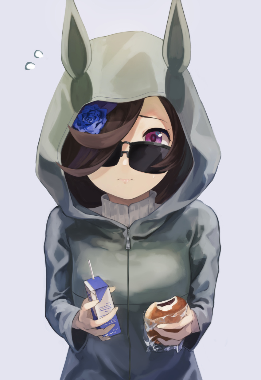 1girl blue_flower blue_rose brown_hair closed_mouth commentary_request flower food glasses grey_background hair_over_one_eye highres holding holding_food hood hood_up hoodie juice_box long_sleeves looking_at_viewer mori_yashiro_(konkon_oyashiro) rice_shower_(umamusume) rose simple_background solo standing sunglasses tagme umamusume upper_body violet_eyes