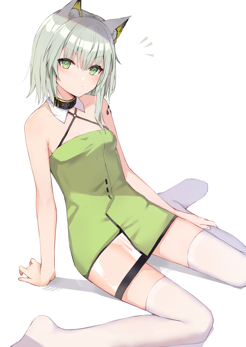 1girl absurdres animal_ear_fluff animal_ears arknights bangs black_choker blush breasts cat_ears choker commentary_request dress eyebrows_visible_through_hair green_dress green_eyes hair_between_eyes hand_on_own_leg highres kal'tsit_(arknights) long_hair looking_at_viewer no_panties no_shoes notice_lines simple_background sitting small_breasts solo thigh-highs wariza white_background white_legwear xiao_lin_jiu