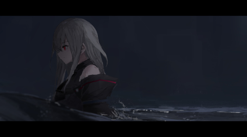 1girl arknights bangs bare_shoulders black_shirt blurry blurry_foreground closed_mouth eyebrows_visible_through_hair from_side grey_hair hair_between_eyes highres katann letterboxed long_hair long_sleeves partially_submerged red_eyes shirt sidelocks skadi_(arknights) solo upper_body water