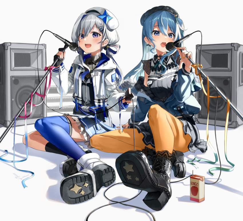 2girls absurdres amane_kanata angel_wings apple_juice asymmetrical_hair asymmetrical_legwear beret black_footwear black_gloves black_headwear black_legwear black_shirt black_skirt blue_eyes blue_hair blue_jacket blue_legwear blue_skirt blush boots breasts cable colored_inner_hair commentary cross-laced_footwear crossed_legs earrings eyebrows_visible_through_hair fingerless_gloves flat_chest frilled_skirt frills full_body gloves green_neckwear green_ribbon grey_shirt hair_between_eyes hair_ornament hair_ribbon hairclip hat highres holding holding_microphone_stand hololive hood hooded_jacket hoshimachi_suisei jacket jewelry juice_box kito_koruta lace_trim light_blue_hair long_hair medium_hair microphone_stand miniskirt mismatched_legwear multicolored_hair multiple_girls nail_polish neck_ribbon off_shoulder official_alternate_costume open_clothes open_jacket open_mouth orange_legwear orange_nails orange_ribbon pantyhose partially_unzipped pink_hair pink_ribbon pleated_skirt ribbed_shirt ribbon see-through shadow shirt side_ponytail signature silver_hair simple_background sitting skirt sleeveless sleeveless_shirt small_breasts smile soles speaker star_(symbol) star_in_eye streaked_hair symbol_in_eye tied_hair turtleneck violet_eyes virtual_youtuber white_background white_footwear white_headwear white_jacket wings
