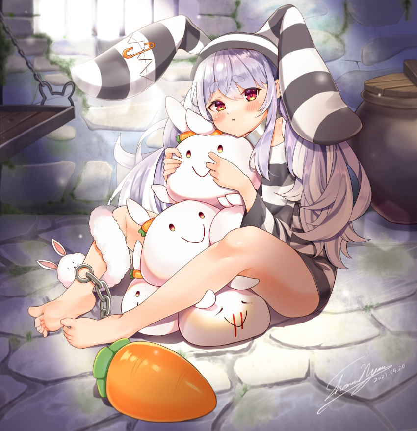1girl animal_ears ball_and_chain_restraint barefoot barred_window blue_hair carrot collar dated don-chan_(usada_pekora) eyebrows_visible_through_hair highres hololive hug indoors long_hair looking_at_viewer multicolored_hair nousagi_(usada_pekora) orange_eyes pout prison_cell prison_clothes rabbit_ears rabbit_girl safety_pin shasminnyan short_eyebrows signature soles stone_floor thick_eyebrows twintails two-tone_hair usada_pekora virtual_youtuber white_hair