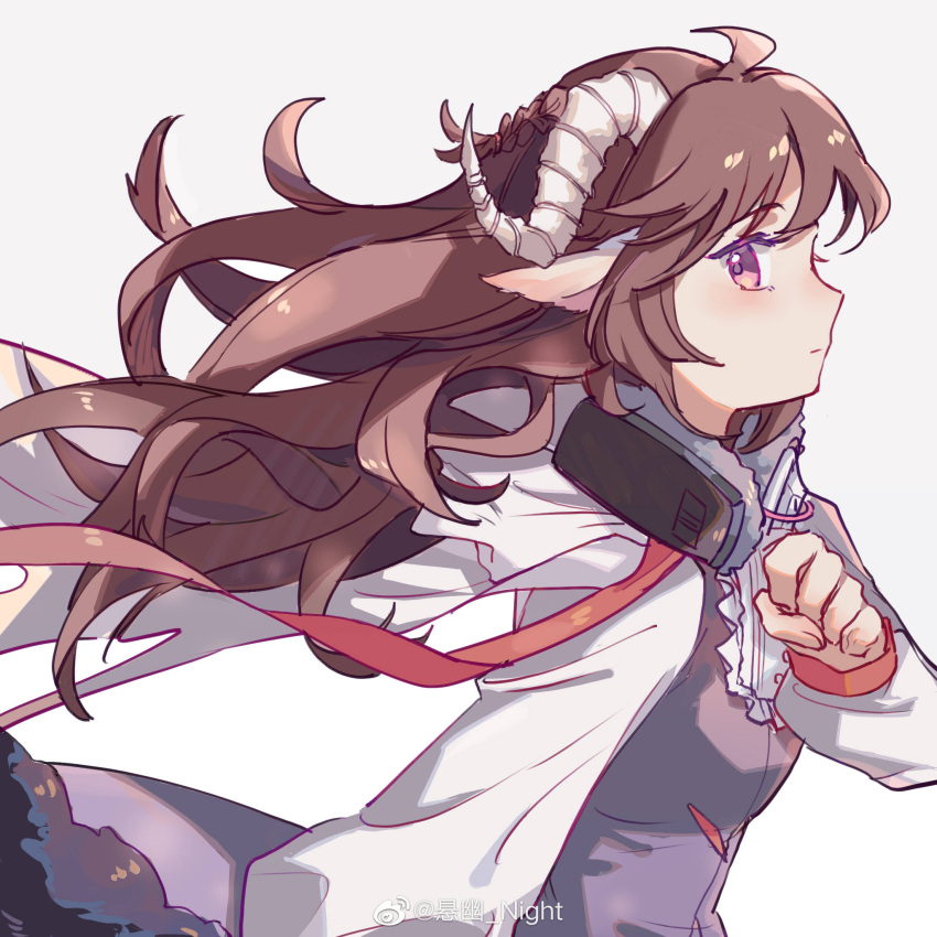 1girl ahoge animal_ears arknights brown_hair dress eyjafjalla_(arknights) from_side highres horns long_hair looking_at_viewer mask mask_around_neck purple_dress red_eyes sheep_ears sheep_girl sheep_horns simple_background solo upper_body weibo_username white_background white_sleeves xuan_you_night