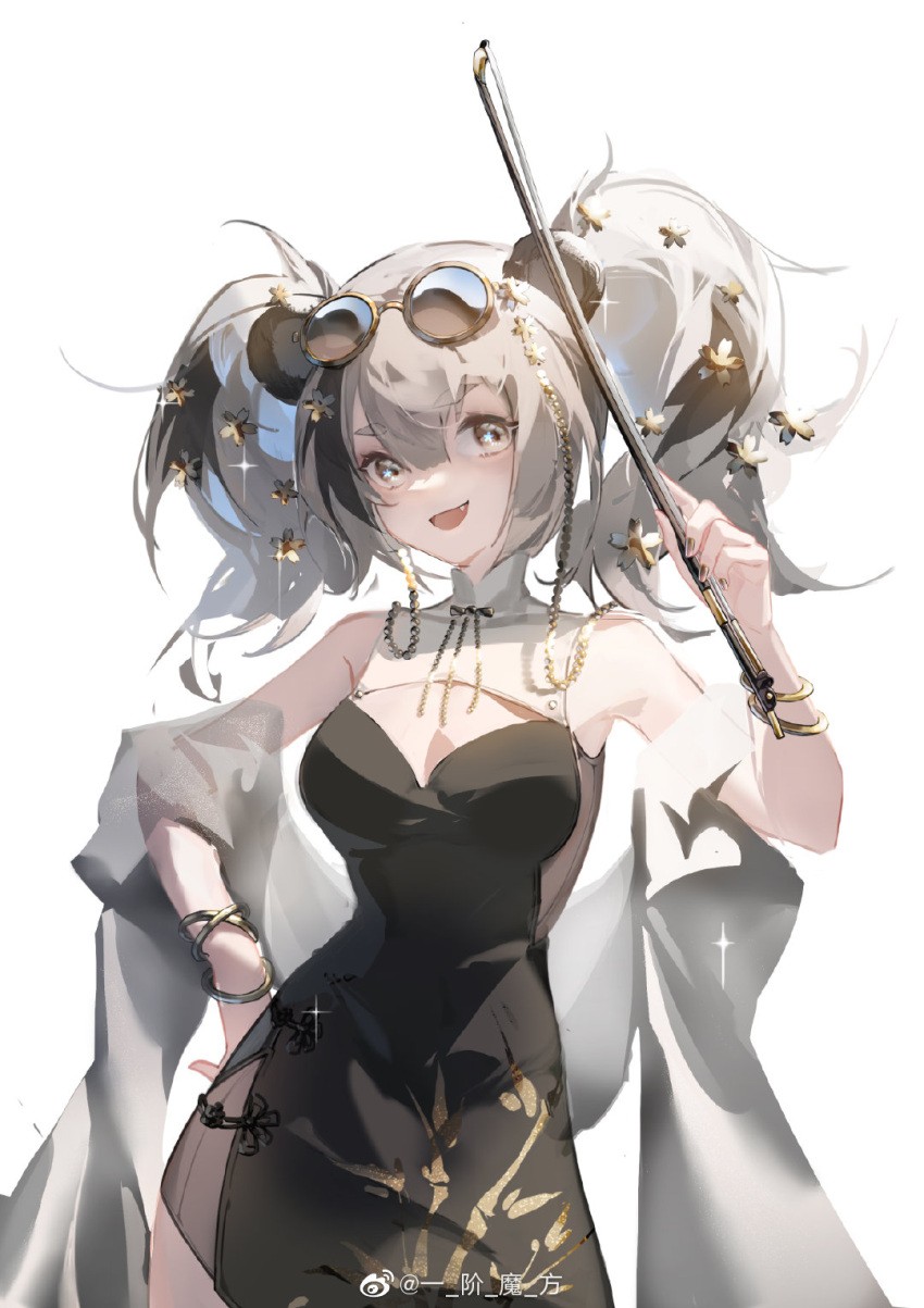 1girl :d animal_ears arknights bangs bare_arms bare_shoulders black_dress black_hair bracelet dress eyewear_on_head fang feater_(arknights) grey_eyes hair_between_eyes hand_on_hip hand_up highres holding jewelry long_hair looking_at_viewer multicolored_hair official_alternate_costume open_mouth panda_ears silver_hair simple_background smile solo streaked_hair sunglasses twintails upper_body white_background yijiemofang