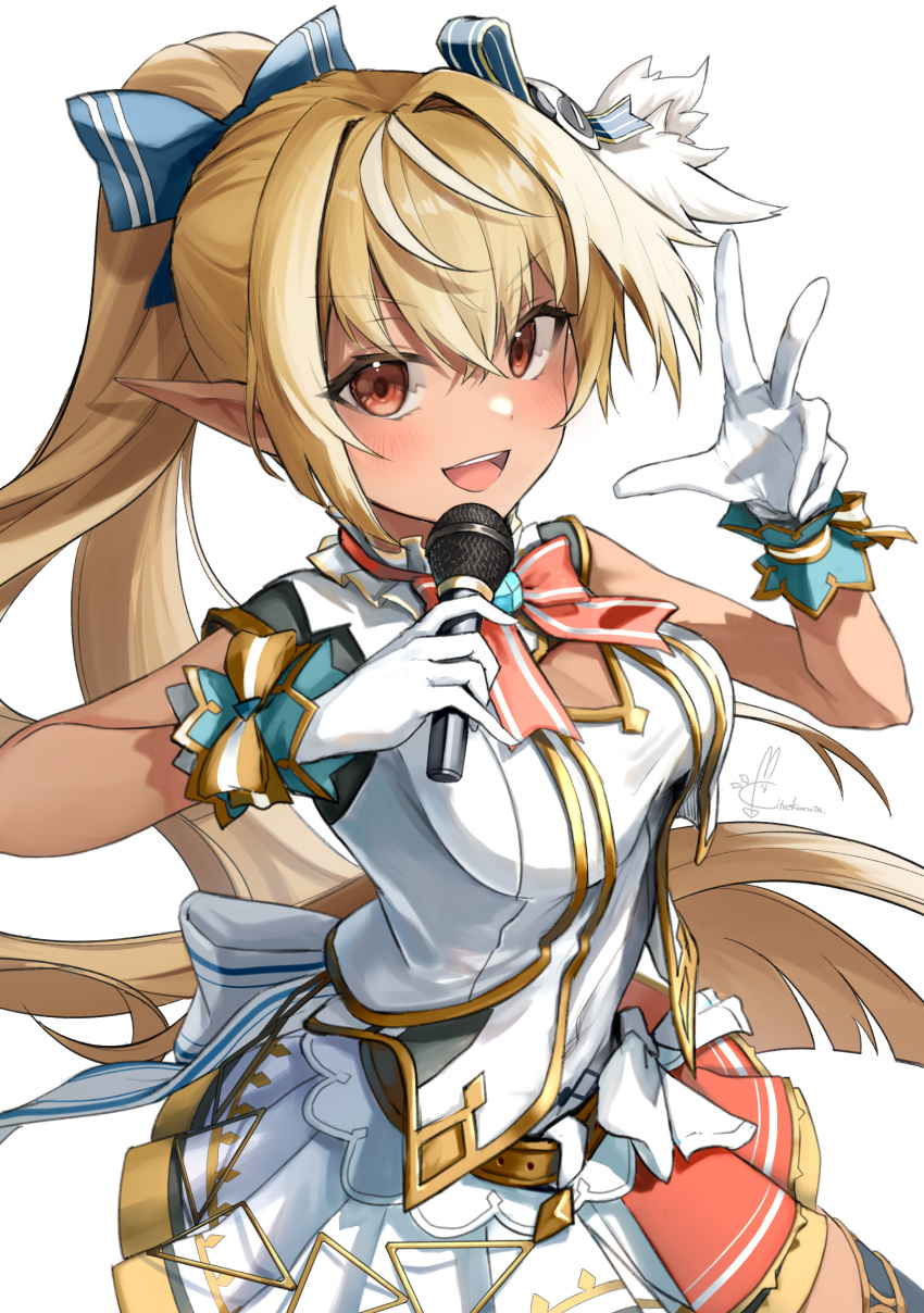 1girl bangs breasts brown_eyes dark-skinned_female dark_skin elf eyebrows_visible_through_hair floating_hair gloves highres holding holding_microphone hololive hololive_idol_uniform idol_clothes kito_koruta long_hair long_pointy_ears medium_breasts microphone open_mouth pointy_ears ponytail shiranui_flare signature skirt skirt_set smile solo v v-shaped_eyebrows virtual_youtuber white_gloves white_skirt wrist_cuffs