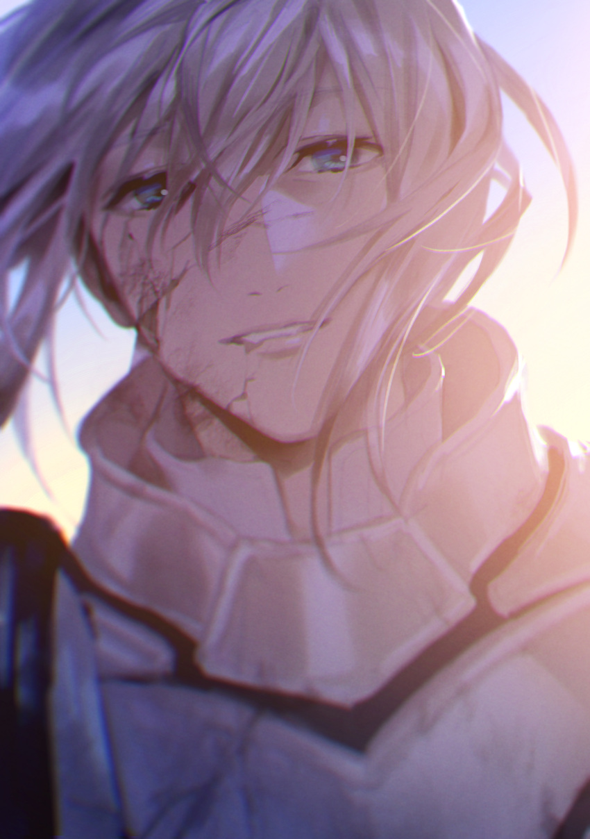 1boy absurdres armor bedivere_(fate) blood blood_on_face blue_eyes blurry close-up depth_of_field fate/grand_order fate/stay_night fate_(series) green_eyes highres long_hair male_focus mosako ponytail portrait solo white_hair