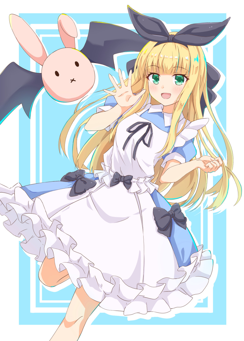 1girl :d apron bangs black_bow black_hairband black_ribbon blonde_hair blue_background blue_dress blush bow collared_dress commentary dress drop_shadow eyebrows_visible_through_hair feet_out_of_frame frilled_apron frills green_eyes hair_ribbon hairband hands_up highres looking_at_viewer mononobe_alice nijisanji open_mouth puffy_short_sleeves puffy_sleeves ribbon short_sleeves smile solo standing standing_on_one_leg two-tone_background virtual_youtuber white_apron white_background x-6