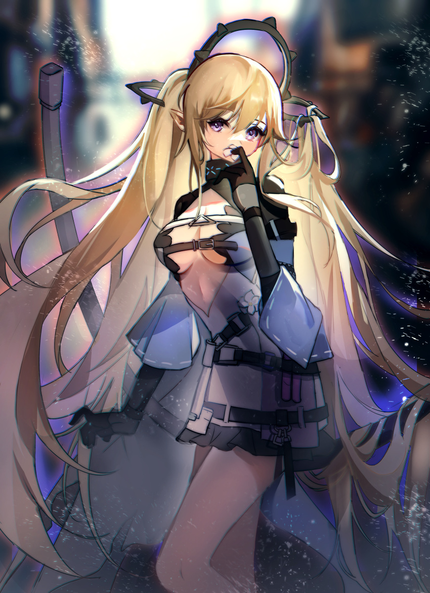 1girl absurdres arknights black_collar black_gloves blonde_hair blue_dress blurry blurry_background breasts collar dress feet_out_of_frame finger_to_mouth frills gloves headgear highres indigo_(arknights) infection_monitor_(arknights) long_hair medium_breasts mouth_hold pointy_ears shenyuheimao sideboob solo very_long_hair violet_eyes