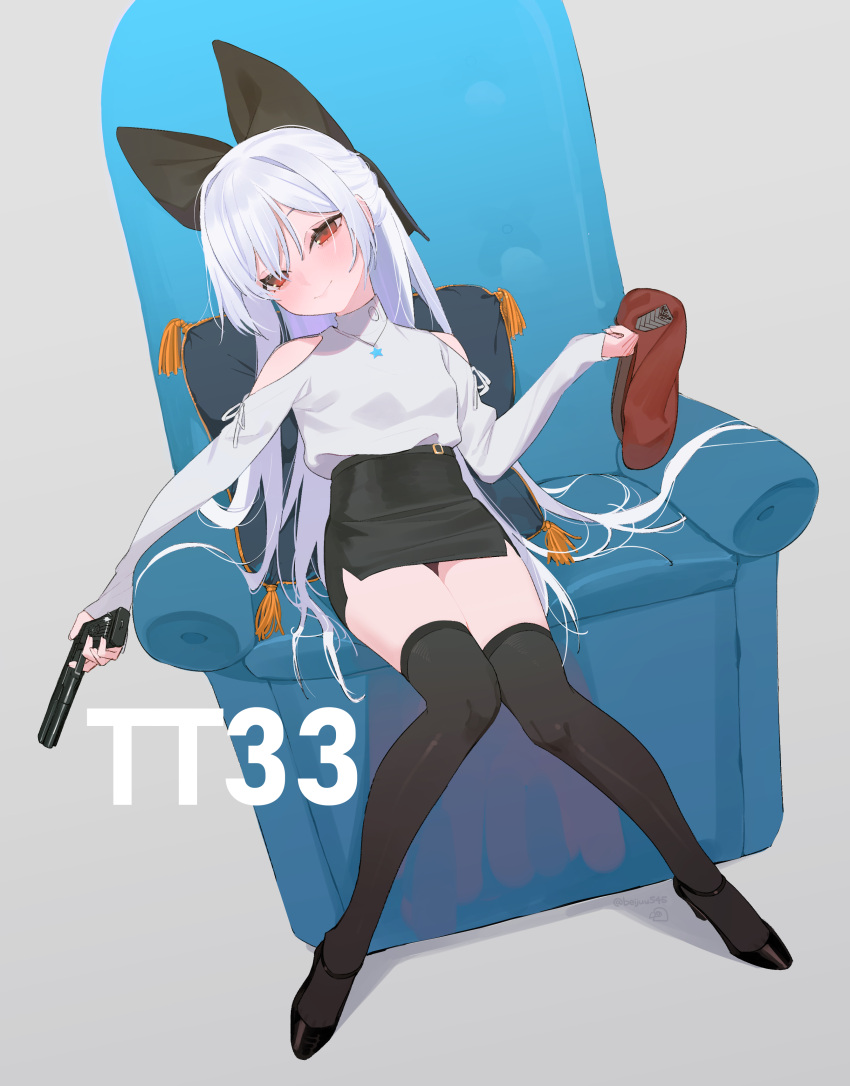 1girl absurdres armchair bangs beijuu beret black_bow black_footwear black_legwear black_skirt bow chair closed_mouth finger_on_trigger girls_frontline grey_background gun hair_bow handgun hat headwear_removed highres holding holding_gun holding_weapon long_hair looking_at_viewer panties pillow red_eyes shoes silver_hair simple_background sitting skirt smile solo thigh-highs tokarev_(girls_frontline) tokarev_tt-33 underwear weapon