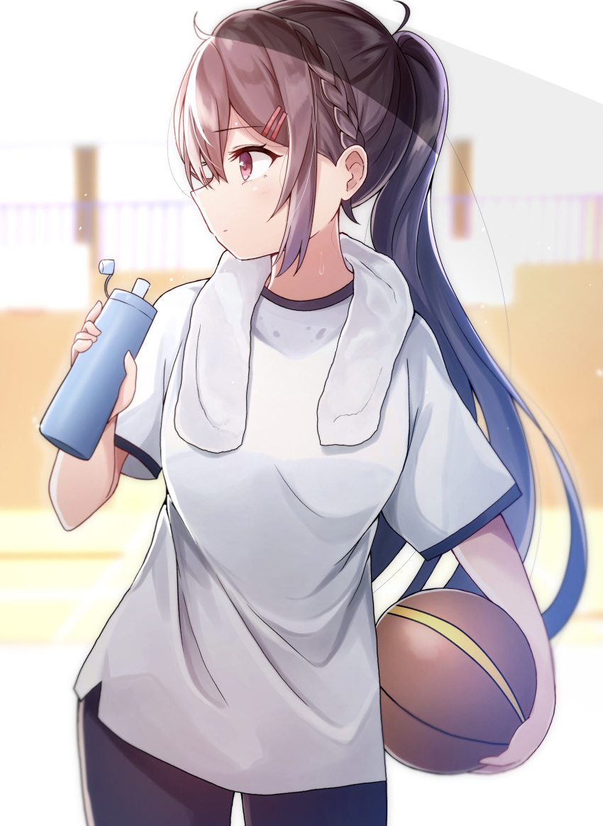 1girl absurdres ball bangs basketball black_shorts blurry blurry_background blush bottle braid breasts brown_hair carrying_under_arm closed_mouth commentary_request depth_of_field eyebrows_visible_through_hair gym_shirt gym_shorts gym_uniform hair_between_eyes hair_ornament hairclip highres himemiya_shuang holding holding_ball holding_bottle long_hair looking_away looking_to_the_side original ponytail profile shirt short_sleeves shorts small_breasts very_long_hair violet_eyes water_bottle white_shirt