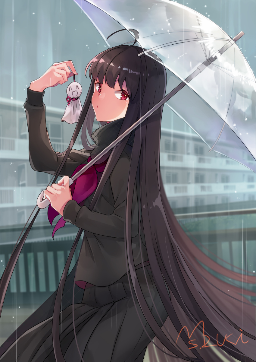 1girl absurdres black_scarf black_shirt black_skirt commentary_request doll fate/grand_order fate_(series) highres holding holding_doll holding_umbrella long_hair long_skirt long_sleeves looking_at_viewer looking_to_the_side omizu_(mimisyumikan) oryou_(fate) pleated_skirt purple_neckwear rain red_eyes scarf shirt skirt solo transparent transparent_umbrella umbrella very_long_hair