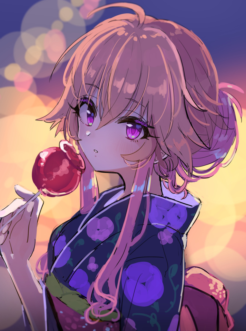 1girl absurdres ahoge bangs blue_background blurry bokeh candy_apple commentary depth_of_field eyebrows_visible_through_hair eyelashes floral_print food gradient gradient_background hair_bun hair_up hand_up highres holding holding_food idolmaster idolmaster_cinderella_girls japanese_clothes kimono long_hair looking_at_viewer looking_back ninomiya_asuka nuruo_(pixiv39067734) obi orange_hair parted_lips sash sidelocks simple_background solo violet_eyes yellow_background