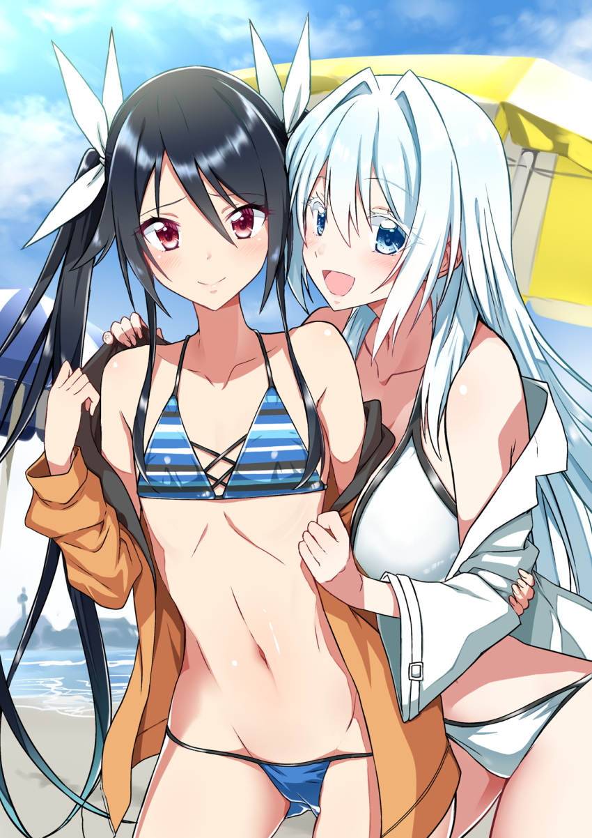 2girls :d beach bikini black_hair blue_bikini blue_eyes blue_sky breasts closed_mouth clouds commentary_request day flat_chest hair_ribbon highres large_breasts long_hair looking_at_viewer multiple_girls navel ocean open_mouth ore_twintail_ni_narimasu outdoors parasol red_eyes ribbon sky smile swimsuit tsube_aika twintails twoearle umbrella white_bikini white_hair white_ribbon yuto_(dialique)