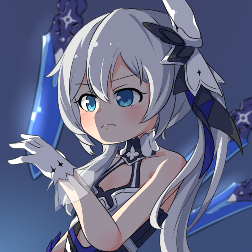 1girl bangs bare_shoulders basukechi blue_background blue_eyes closed_mouth gloves hair_between_eyes hair_ornament highres honkai_(series) honkai_impact_3rd looking_ahead side_ponytail simple_background solo theresa_apocalypse theresa_apocalypse_(twilight_paladin) v-shaped_eyebrows white_gloves white_hair