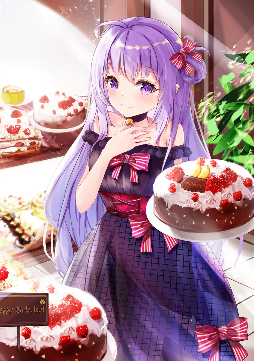 1girl ahoge bakery bangs black_choker blush bow breasts cake choker closed_mouth commentary_request dress eyebrows_visible_through_hair food fruit hair_bow hair_rings hand_on_own_chest happy_birthday highres holding holding_food indoors leaf long_hair looking_at_viewer mutang off-shoulder_dress off_shoulder original purple_dress red_bow shop smile solo standing strawberry striped striped_bow underbust very_long_hair violet_eyes