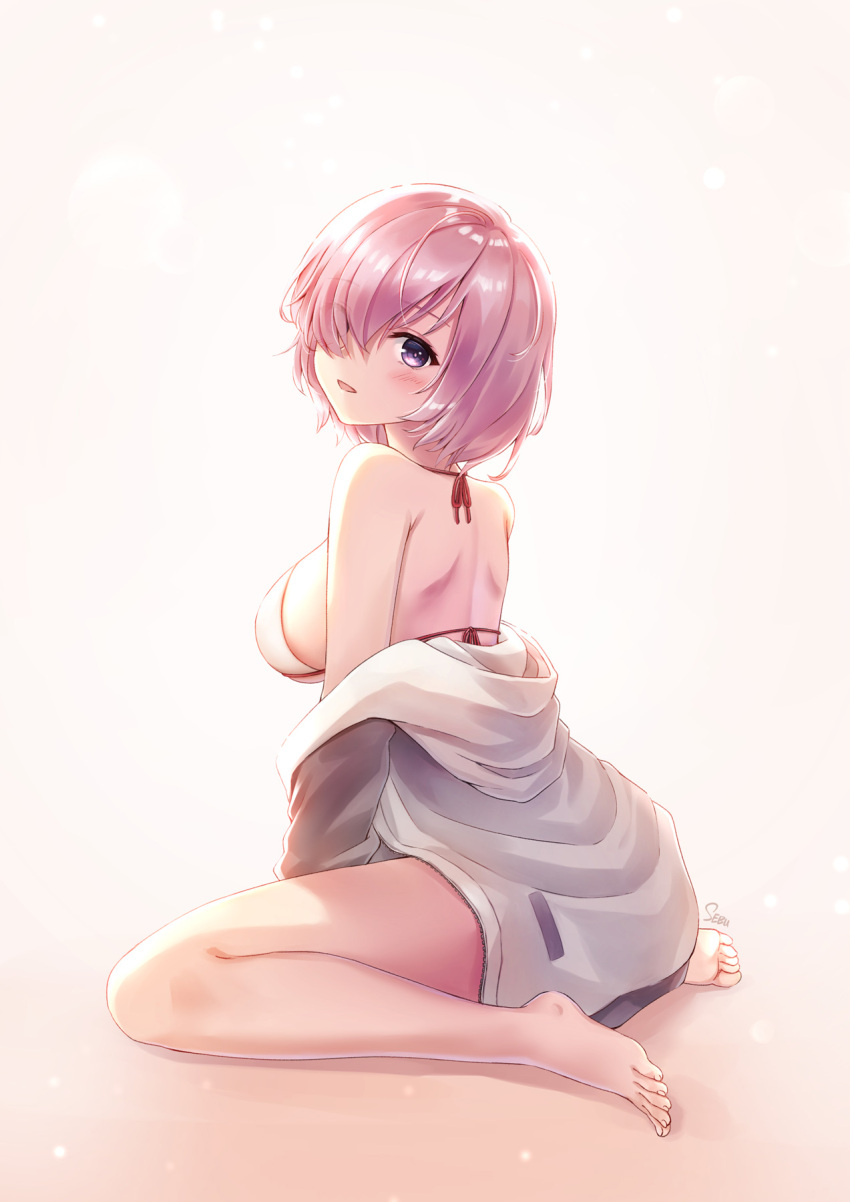 :d bare_arms bare_shoulders barefoot bikini bikini_top blush breasts eyes_visible_through_hair fate/grand_order fate_(series) from_side full_body grey_jacket hair_over_one_eye highres jacket large_breasts long_sleeves looking_at_viewer looking_to_the_side mash_kyrielight open_clothes open_jacket open_mouth pink_hair sebu_illust short_hair sideboob signature simple_background sitting smile swimsuit violet_eyes wariza white_background white_bikini