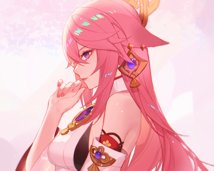 1girl animal_ears bangs bare_shoulders commentary detached_sleeves dress from_side genshin_impact hand_on_own_chin hand_up highres jesse_(pixiv34586727) light_particles lips long_hair nail_polish parted_lips pink_background pink_hair pink_nails profile red_lips shiny shiny_hair shiny_skin solo upper_body violet_eyes vision_(genshin_impact) white_background white_dress yae_miko