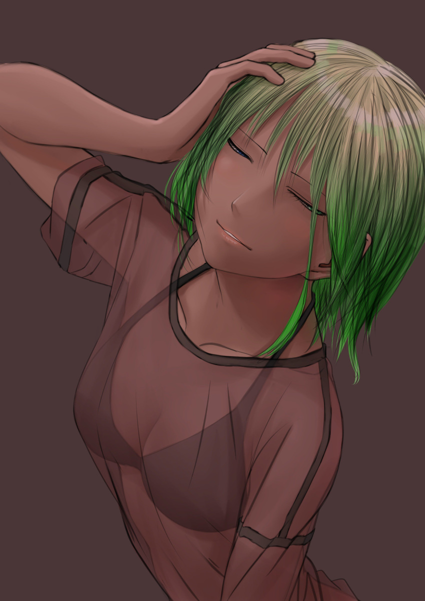 1girl absurdres black_bra blue_eyes bra brown_background green_hair half-closed_eyes hand_to_head hand_up head_tilt highres kirie_kairi original parted_lips red_eyes see-through_shirt short_sleeves simple_background smile solo underwear upper_body