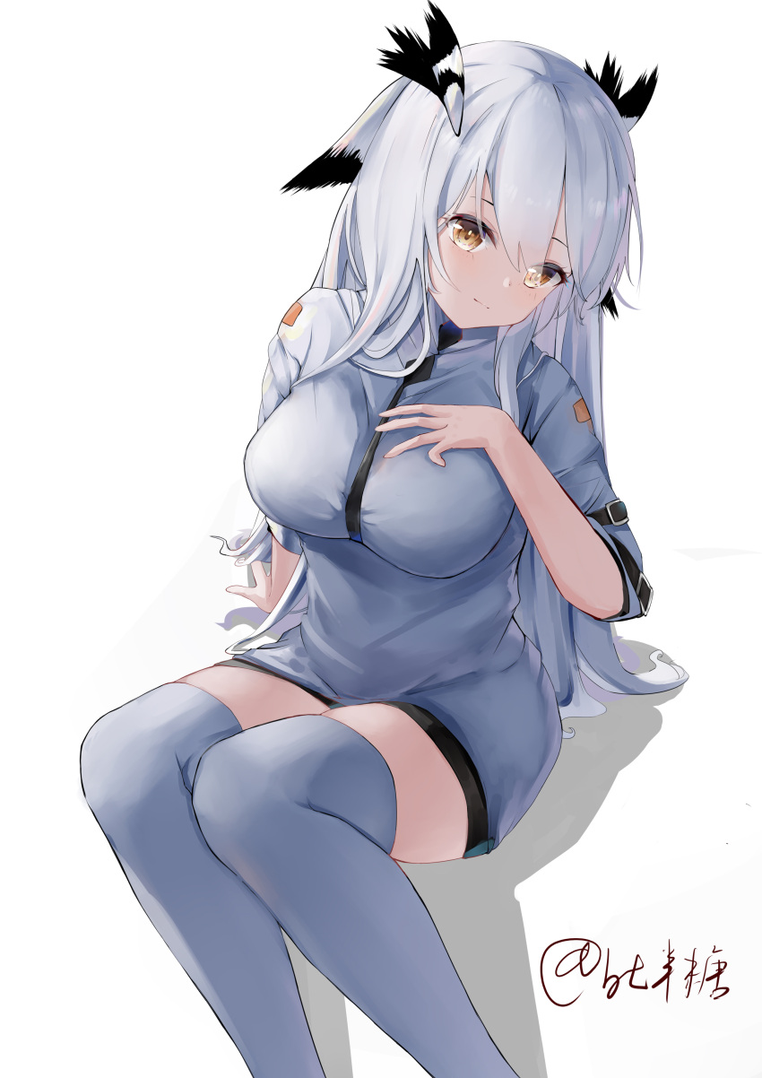 1girl absurdres arknights ban_tang breasts chinese_commentary dress feather_hair grey_dress grey_legwear hair_between_eyes hand_on_own_chest highres large_breasts long_hair owl_ears ptilopsis_(arknights) shadow simple_background sitting solo thigh-highs very_long_hair white_background white_hair yellow_eyes