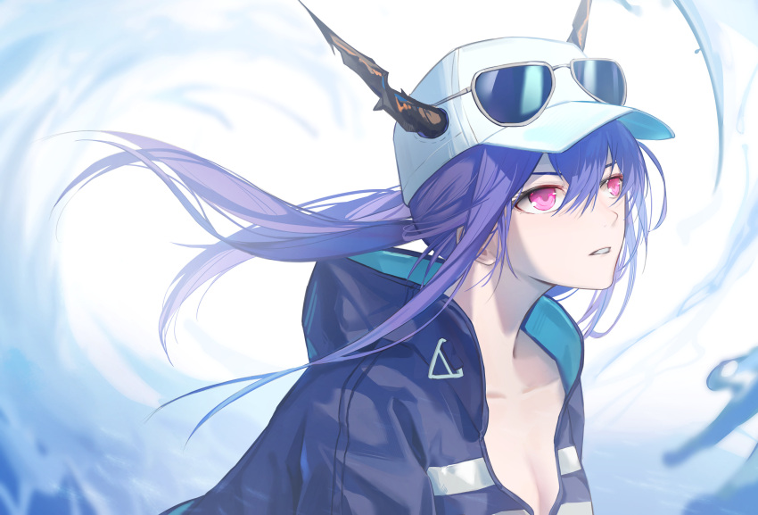 1girl abstract_background absurdres arknights bangs black_jacket blue_background blue_hair ch'en_(arknights) ch'en_the_holungday_(arknights) chinese_commentary commentary_request dragon_horns eyewear_on_head hat highres horns horns_through_headwear jacket long_hair looking_afar open_clothes open_jacket parted_lips ponytail red_eyes rhodes_island_logo senkane solo sunglasses white_background white_headwear