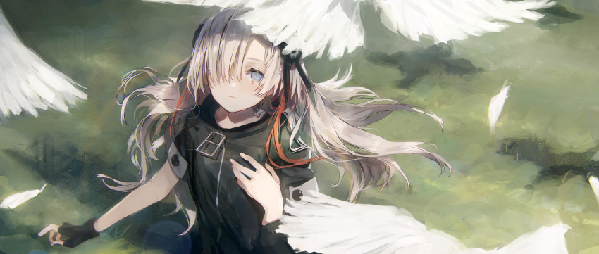 1girl absurdres asymmetrical_sleeves bird blue_eyes coat dove expressionless feathers fingerless_gloves gloves grey_hair hair_ornament hair_over_one_eye hand_on_own_chest highres isekai_joucho isekai_joucho_(artist) kamitsubaki_studio long_hair looking_at_viewer multicolored_hair redhead single_glove solo two-tone_hair upper_body virtual_youtuber