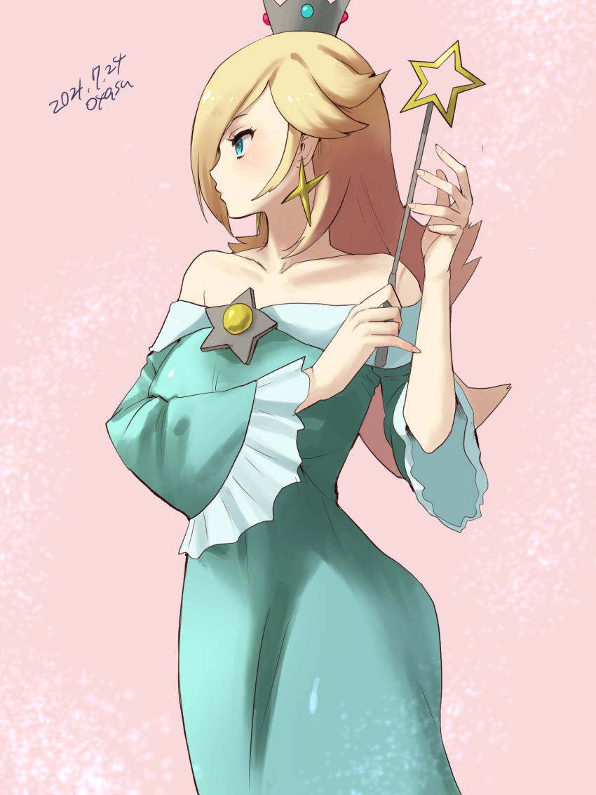 1girl aqua_dress artist_name bangs bare_shoulders blonde_hair blue_eyes brooch collarbone crown dated dress earrings hair_over_one_eye highres holding holding_wand jewelry long_hair long_sleeves looking_to_the_side super_mario_bros. off_shoulder oyasu rosalina solo star_(symbol) star_earrings super_mario_galaxy wand wide_sleeves