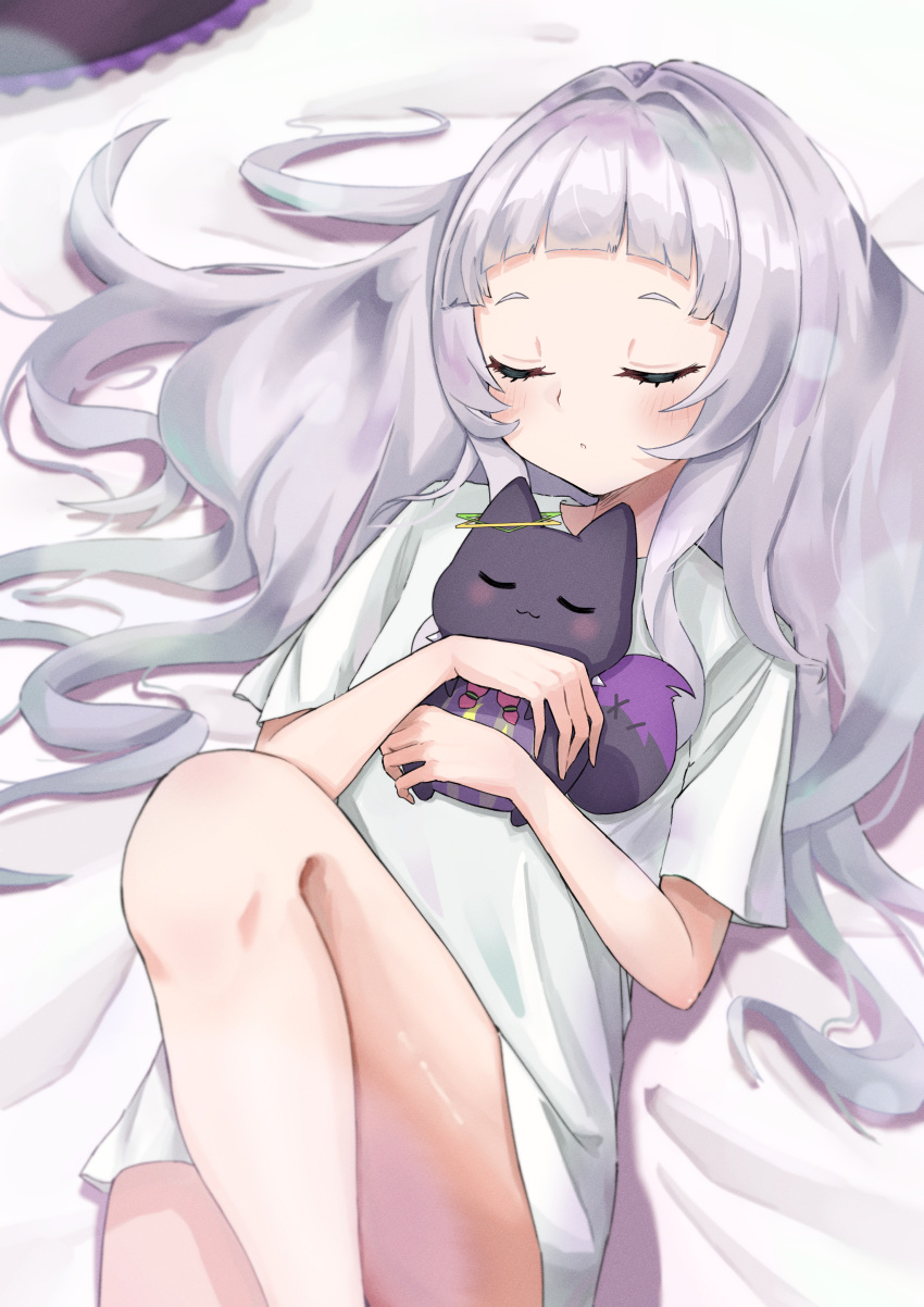 1girl absurdres bangs bankamba blunt_bangs closed_eyes hair_down highres hololive hug huge_filesize long_hair lying murasaki_shion no_pants on_back on_bed shiokko_(murasaki_shion) shirt short_eyebrows sidelocks silver_hair sleeping solo t-shirt virtual_youtuber white_shirt