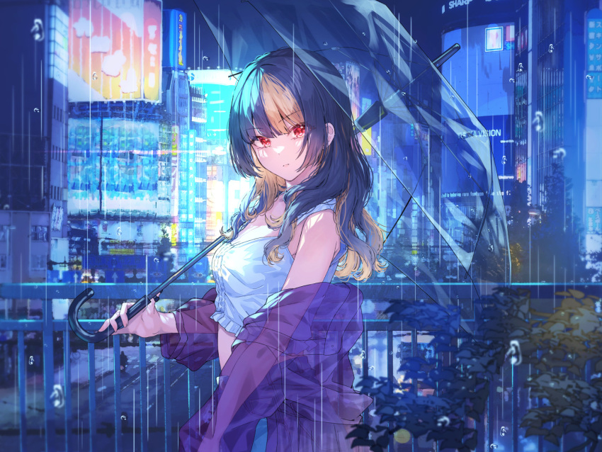 1girl bangs billboard blonde_hair brown_hair building city closed_mouth commentary crop_top eyebrows_visible_through_hair fatal_twelve from_side frown holding holding_umbrella long_hair looking_at_viewer matsusatoru_kouji midriff multicolored_hair off_shoulder purple_shirt railing rain red_eyes road see-through_shirt shirt shishimai_rinka solo streaked_hair street tank_top transparent transparent_umbrella umbrella upper_body white_tank_top