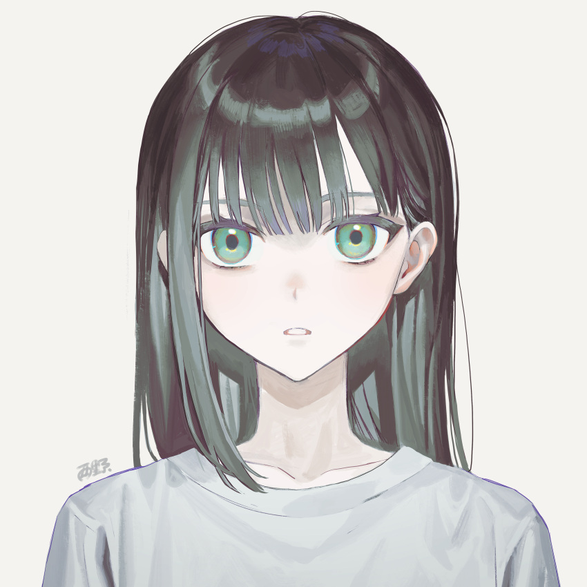 1girl absurdres bangs black_hair collarbone commentary_request expressionless green_eyes grey_background grey_shirt highres long_hair looking_at_viewer original parted_lips portrait shirt simple_background solo teeth torino_kawazu