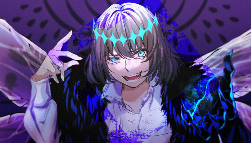 1boy blue_eyes bocca_della_verita_(vocaloid) claws crown evil_smile fate/grand_order fate_(series) feather_boa fuyuhi_tsukika highres insect_wings male_focus oberon_(fate) parody smile spoilers wings