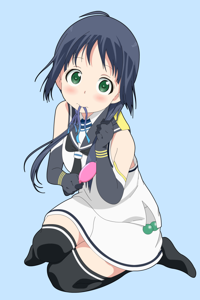 1girl aiura black_hair black_legwear black_sailor_collar blue_background commentary_request elbow_gloves full_body gloves green_eyes hair_brush highres kantai_collection long_hair looking_at_viewer low_twintails mouth_hold parody ribbon sailor_collar school_uniform serafuku shirt simple_background skirt sleeveless sleeveless_shirt solo style_parody sugapi suzukaze_(kancolle) thigh-highs twintails white_skirt
