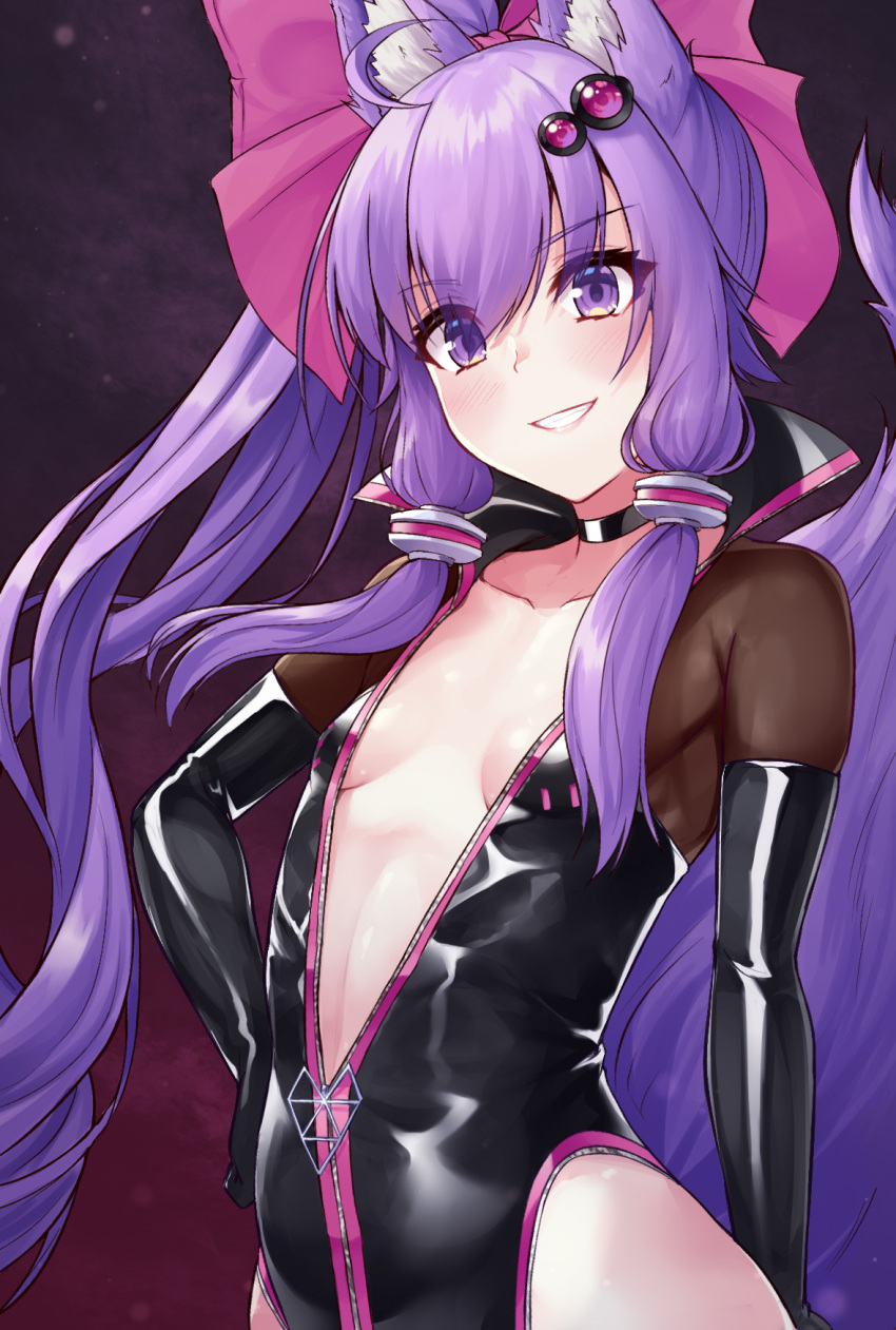 1girl ahoge bangs black_bodysuit black_choker black_gloves bodysuit breasts breasts_apart choker collarbone commentary cosplay elbow_gloves eyebrows_visible_through_hair fate/grand_order fate_(series) gloves grin hair_ornament hand_on_hip highres koyanskaya_(fate) koyanskaya_(fate)_(cosplay) long_hair looking_at_viewer open_clothes parted_lips partially_unzipped ponytail purple_hair sidelocks small_breasts smile solo tamamo_(fate) tenneko_yuuri upper_body v-shaped_eyebrows violet_eyes voiceroid yuzuki_yukari zipper_pull_tab