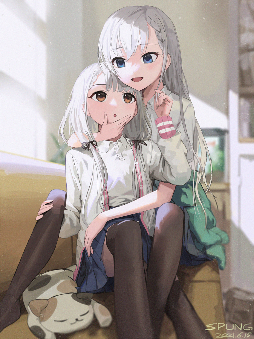 2girls artist_name bangs black_legwear blue_eyes blunt_bangs blurry braid brown_eyes chestnut_mouth couch dated depth_of_field grey_hair highres hisakawa_hayate hisakawa_nagi hug idolmaster idolmaster_cinderella_girls idolmaster_cinderella_girls_starlight_stage long_hair looking_at_another low_twintails multiple_girls siblings sisters smile spung stuffed_animal stuffed_cat stuffed_toy thigh-highs twins twintails