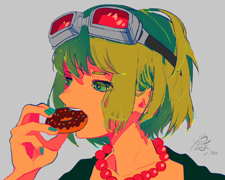 1girl aqua_nails bead_necklace beads collarbone commentary_request dated donut_hole_(vocaloid) doughnut eating eyebrows food food_in_mouth goggles goggles_on_head green_eyes green_hair green_shirt grey_background gumi hand_up highres holding holding_food jewelry looking_away mago_oowarawa nail_polish necklace portrait shirt short_hair signature simple_background solo upper_teeth vocaloid