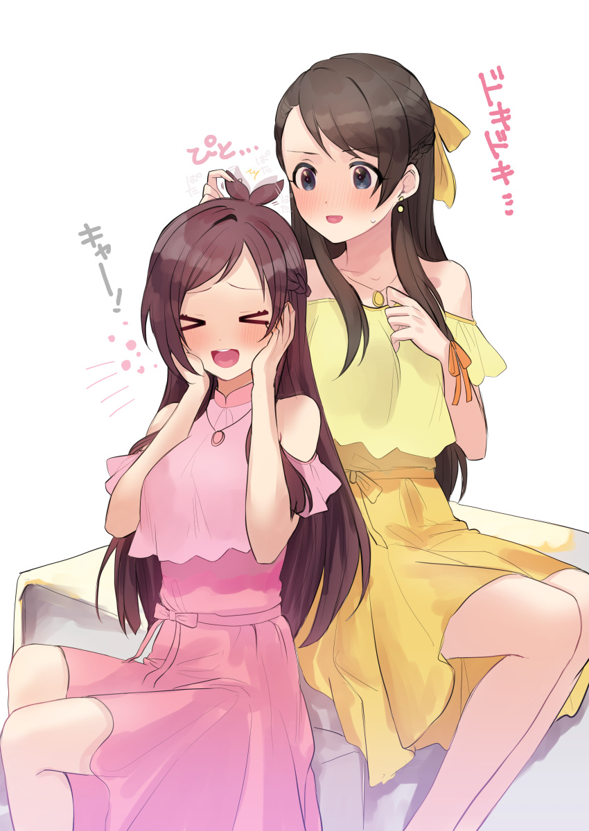 &gt;o&lt; 2girls :o absurdres afterimage antenna_hair asymmetrical_bangs bangs bare_legs black_hair blush brown_hair dress earrings feet_out_of_frame hands_on_own_cheeks hands_on_own_face highres holding_another's_hair idolmaster idolmaster_cinderella_girls jewelry kurihara_nene looking_at_another multiple_girls necklace round_teeth simple_background sitting sleeveless sleeveless_dress sweatdrop teeth tsujino_akari white_background woruka