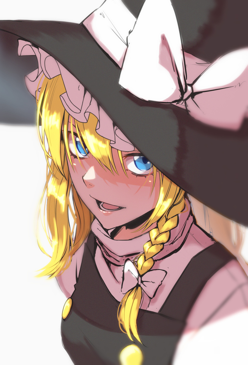 1girl apron asymmetrical_hair backlighting black_apron black_headwear blonde_hair blue_eyes bow braid breasts commentary frilled_hat frills grey_background hair_between_eyes hat hat_bow highres jnakamura1182 kirisame_marisa long_hair looking_at_viewer medium_breasts open_mouth shirt side_braid simple_background single_braid solo touhou turtleneck upper_body white_bow white_shirt witch_hat