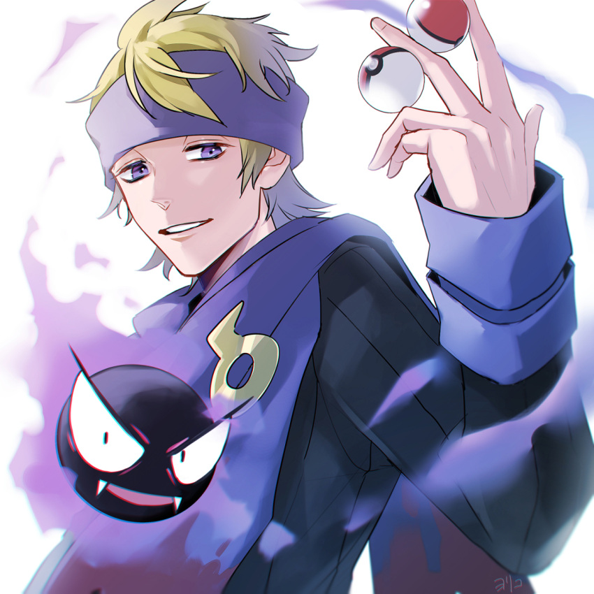 1boy bangs black_sweater blonde_hair commentary_request gastly gen_1_pokemon gym_leader hand_up highres holding holding_poke_ball long_sleeves male_focus medium_hair morty_(pokemon) parted_lips poke_ball poke_ball_(basic) pokemon pokemon_(game) pokemon_hgss purple_headband purple_scarf ribbed_sweater scarf smile sweater upper_body violet_eyes yori_(ito_haruki)