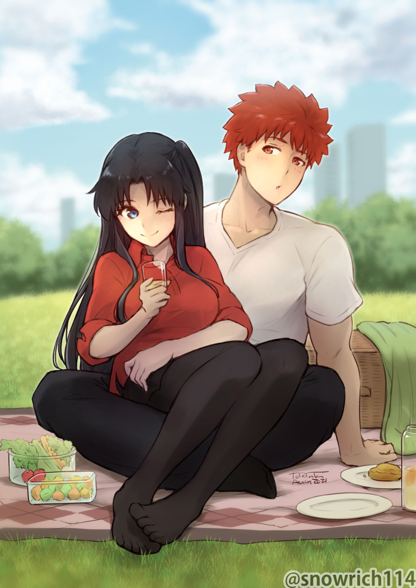 1boy black_hair black_legwear blue_eyes blurry blurry_background brown_eyes brown_hair clouds cloudy_sky emiya_shirou fate/stay_night fate_(series) food grass hair_ribbon highres legs long_hair one_eye_closed pantyhose plate ponytail ribbon sitting sky summer tohsaka_rin yukako_(toyoyuki)