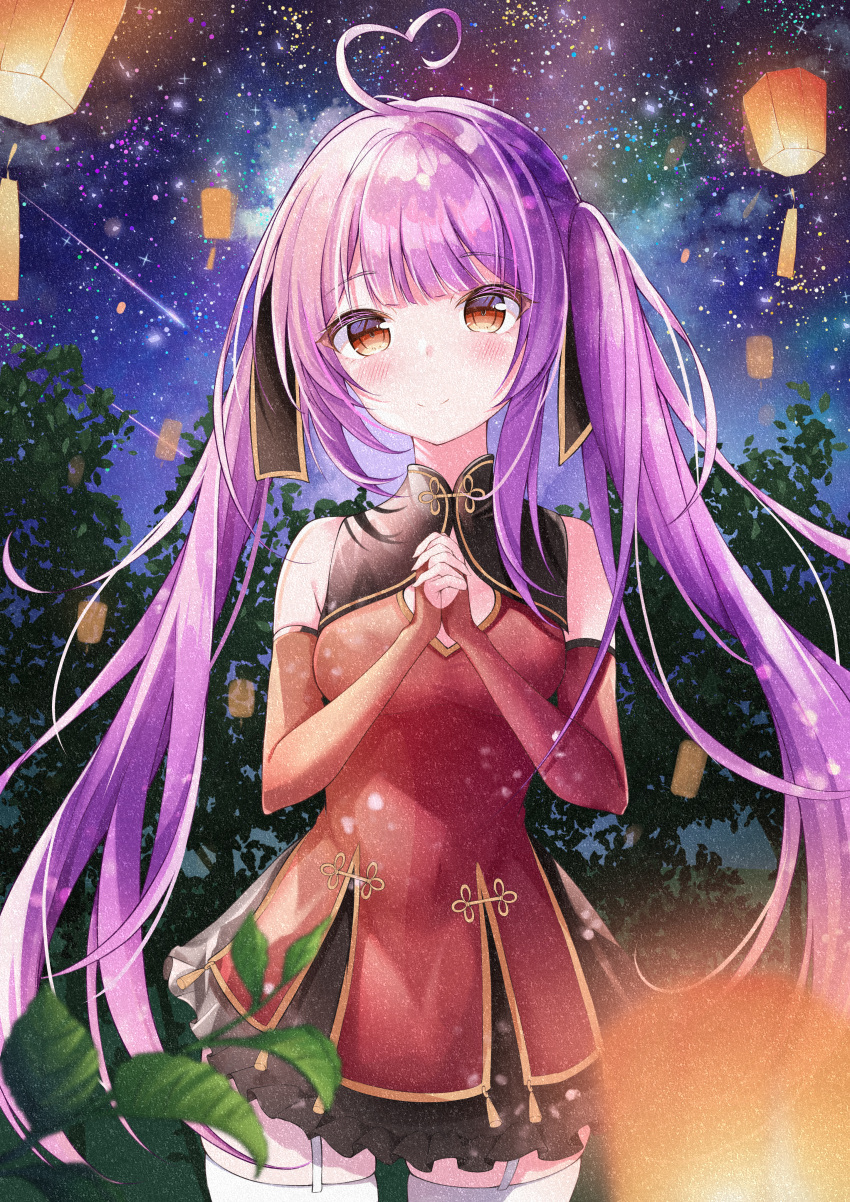 1girl absurdres ahoge bangs blunt_bangs blurry chinese_clothes chucolala commentary_request depth_of_field elbow_gloves eyebrows_visible_through_hair garter_straps gloves hands_together highres huge_filesize interlocked_fingers lantern lantern_festival long_hair looking_at_viewer nayuuchan night night_sky orange_eyes otome_oto paper_lantern purple_hair sidelocks sky sky_lantern smile solo star_(sky) starry_sky thigh-highs virtual_youtuber white_legwear zettai_ryouiki