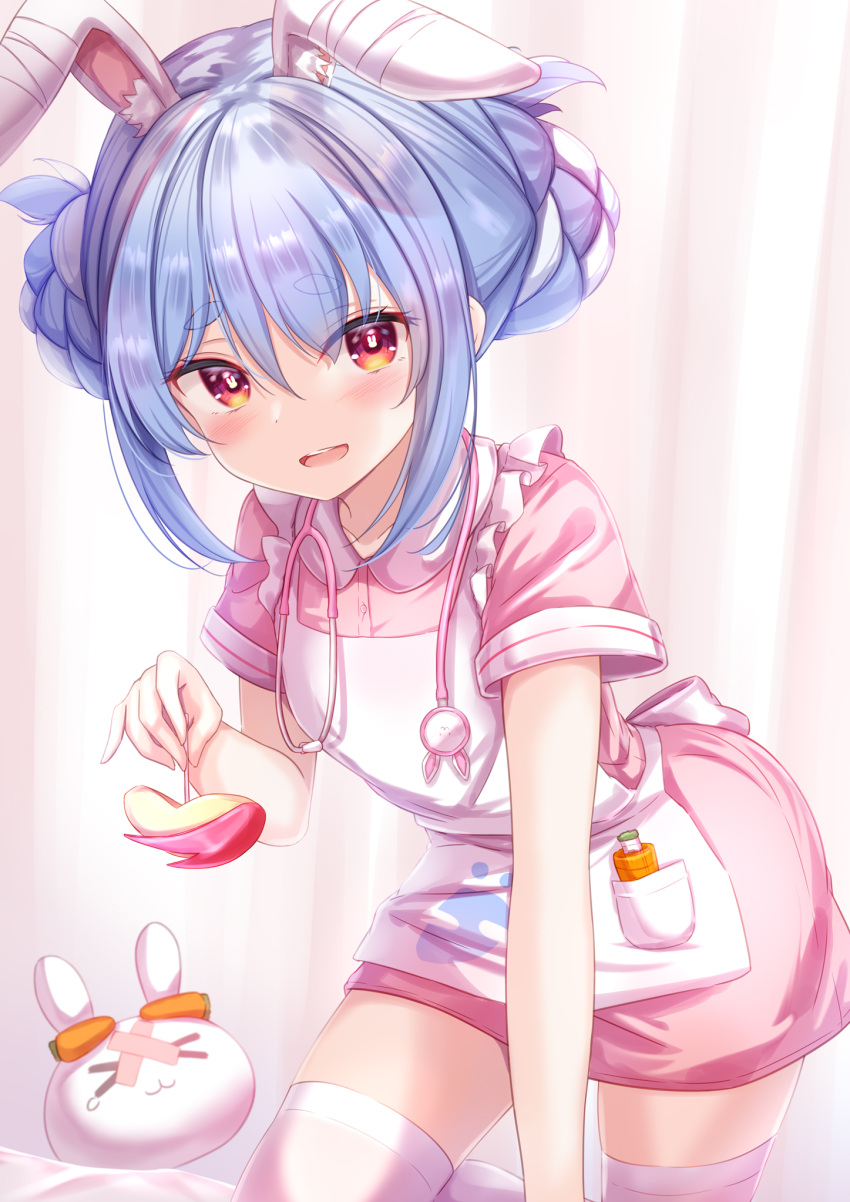 1girl all_fours alternate_costume animal_ear_fluff animal_ears apple_bunny apron arm_support bandaged_ear bangs blue_eyes bunny-shaped_pupils commentary_request double_bun dress eyebrows_visible_through_hair food hair_between_eyes hand_up highres holding holding_food hololive looking_at_viewer multicolored_hair nousagi_(usada_pekora) open_mouth pink_dress rabbit_ears red_eyes short_eyebrows short_hair short_sleeves sidelocks smile stethoscope streaked_hair thick_eyebrows thigh-highs upper_teeth usada_pekora virtual_youtuber white_apron white_hair white_legwear yuano