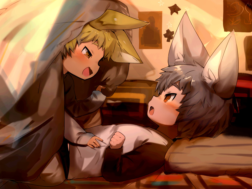 2boys animal_ears bed blanket blonde_hair brown_eyes eye_contact fang fox_boy fox_ears highres looking_at_another male_focus multiple_boys original pillow shirokujira silver_hair smile under_covers