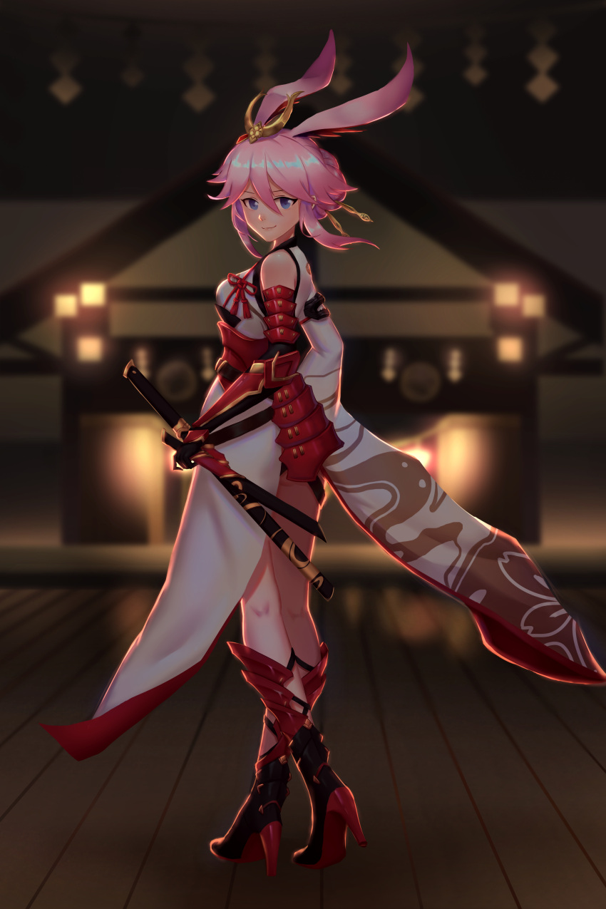 1girl absurdres architecture armor back bangs bare_shoulders black_footwear blurry blurry_background boots closed_mouth east_asian_architecture full_body gauntlets hair_between_eyes hair_ornament highres holding holding_sword holding_weapon honkai_(series) honkai_impact_3rd indoors japanese_armor japanese_clothes katana looking_at_viewer looking_back pink_hair qian_yi sheath sheathed single_gauntlet smile solo standing sword temple violet_eyes weapon yae_sakura yae_sakura_(flame_sakitama)