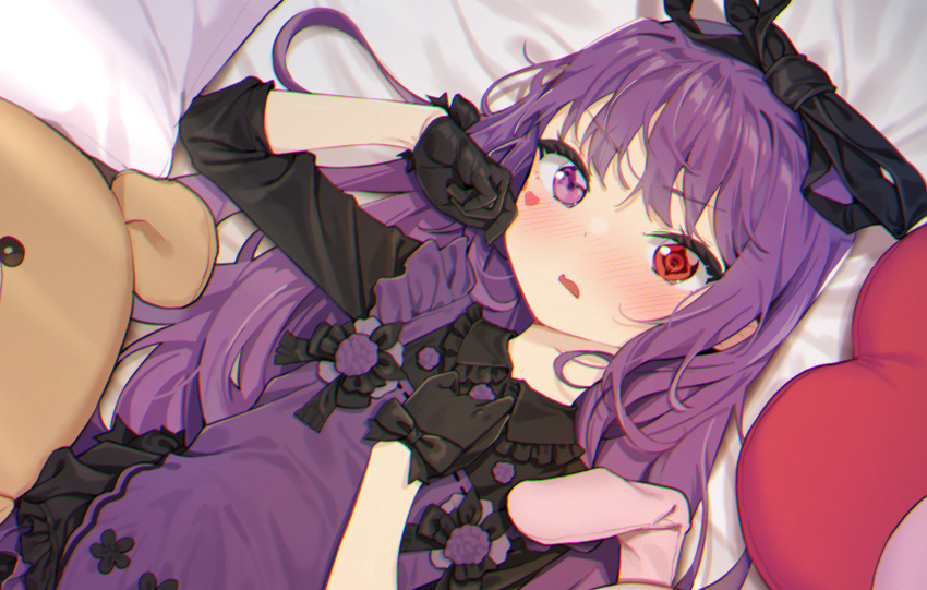 1girl agnamore bangs bed_sheet black_bow black_dress black_gloves blush bow collared_dress dress dutch_angle eyebrows_visible_through_hair frilled_shirt_collar frills gloves hair_bow half_gloves hand_up heart heterochromia highres long_hair nose_blush original parted_lips pillow purple_apron purple_hair red_eyes solo stuffed_animal stuffed_bunny stuffed_toy teddy_bear very_long_hair violet_eyes