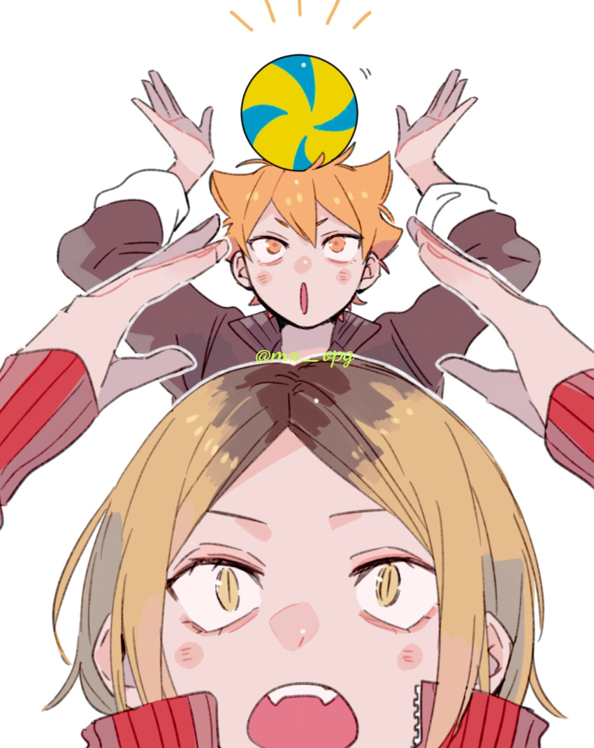 2boys :o arms_up ball bangs haikyuu!! highres hinata_shouyou kozume_kenma male_focus mikuwwwm multiple_boys open_mouth orange_eyes orange_hair short_hair simple_background teeth twitter_username upper_body volleyball yellow_eyes