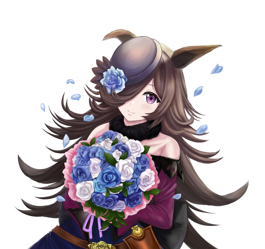 1girl absurdres animal_ears belt black_hair blue_dress blue_flower blue_headwear blue_rose bouquet brown_belt closed_mouth clothing_cutout commentary dagger dress flower gothic hair_over_one_eye hat hat_flower highres holding holding_bouquet horse_ears horse_girl knife leather_belt long_hair long_sleeves looking_at_viewer purple_dress rice_shower_(umamusume) rose sheath sheathed shoulder_cutout simple_background smile solo standing tilted_headwear two-tone_dress umamusume very_long_hair violet_eyes weapon white_background zaofeng