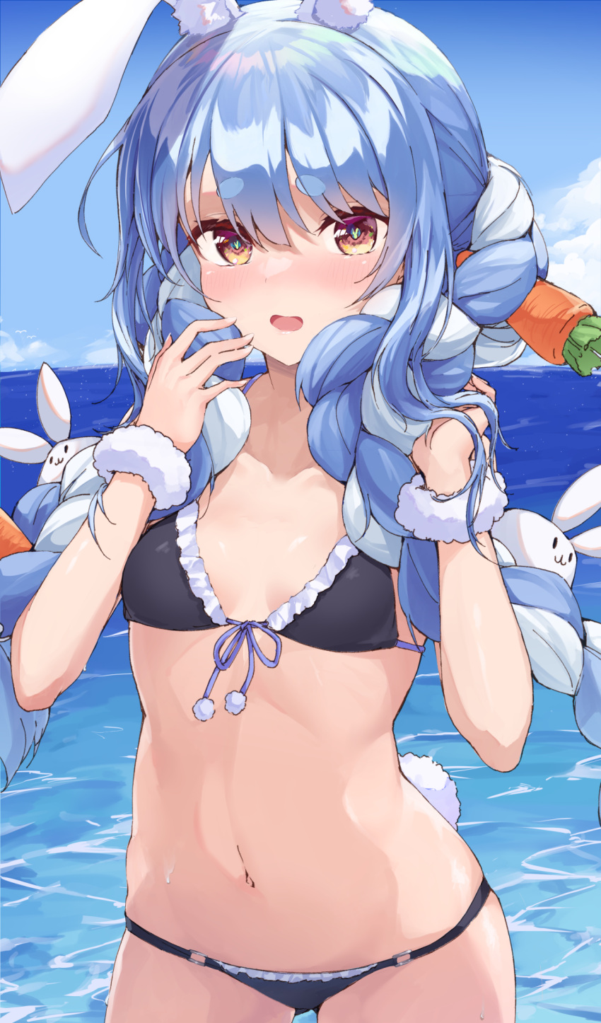 1girl animal_ear_fluff animal_ears bikini black_bikini blue_hair blue_sky blush breasts breasts_apart brown_eyes bunny-shaped_pupils carrot_hair_ornament clouds cowboy_shot day food-themed_hair_ornament frilled_bikini frills front-tie_bikini front-tie_top hair_ornament highres hololive looking_at_viewer multicolored_hair navel ocean open_mouth outdoors purple_ribbon rabbit_ears rabbit_girl rabbit_tail ribbon shiunnkaku sky small_breasts solo stomach swimsuit tail two-tone_hair usada_pekora virtual_youtuber water white_hair wristband