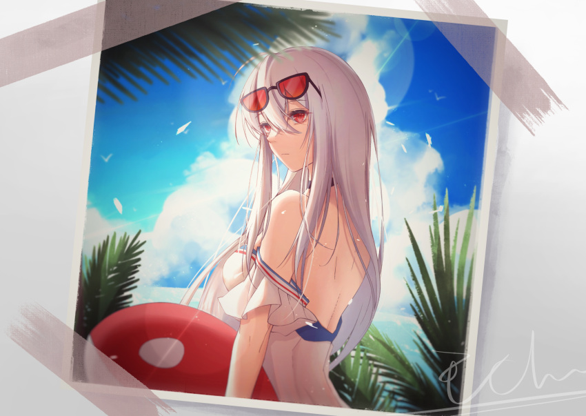 1girl ahoge arknights bare_back bare_shoulders black_choker blue_shorts blue_sky breasts chinese_commentary choker chongyangqi_echo commentary eyewear_on_head from_side hair_between_eyes hair_ornament highres infection_monitor_(arknights) long_hair looking_ahead looking_to_the_side medium_breasts off-shoulder_shirt off_shoulder official_alternate_costume orca_hair_ornament palm_tree parted_lips portrait_(object) red_eyes shirt shorts signature silver_hair skadi_(arknights) skadi_(waverider)_(arknights) sky solo stuffed_animal stuffed_orca stuffed_toy sunglasses swimsuit tree upper_body white_shirt