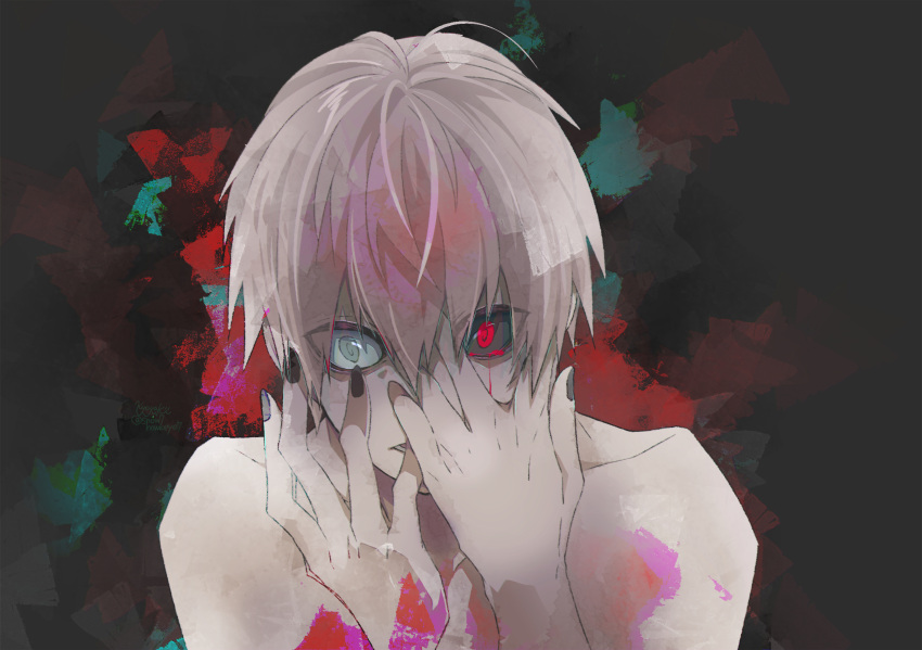 1boy bare_shoulders black_nails black_sclera brown_background collarbone colored_sclera face grey_eyes grey_hair hands_on_own_face hands_up heterochromia highres kaneki_ken kyoya_(0o-7snow7-o0) looking_at_viewer male_focus nail_polish open_mouth red_background red_eyes short_hair solo tokyo_ghoul